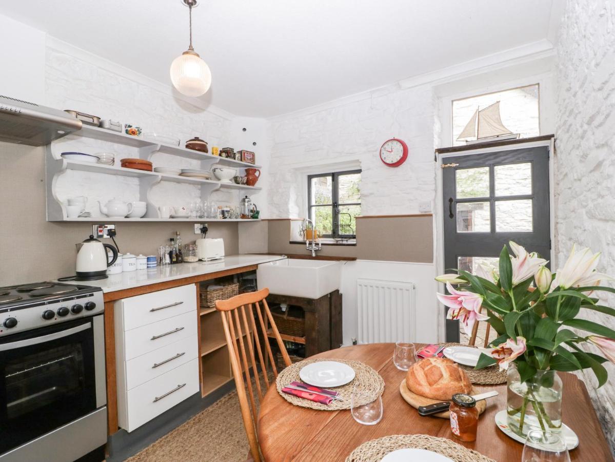 7 Bell Street Villa Талгарт Екстериор снимка