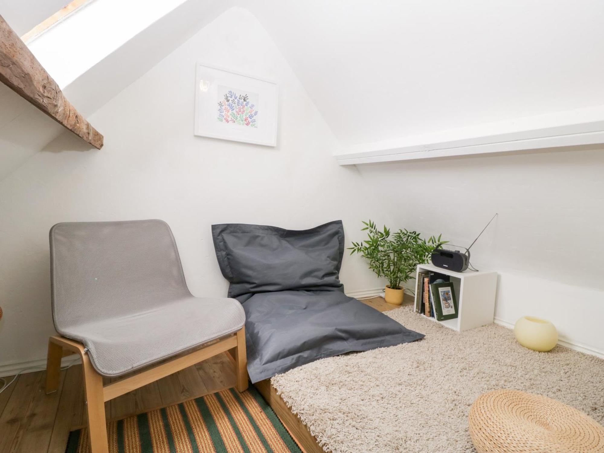 7 Bell Street Villa Талгарт Екстериор снимка