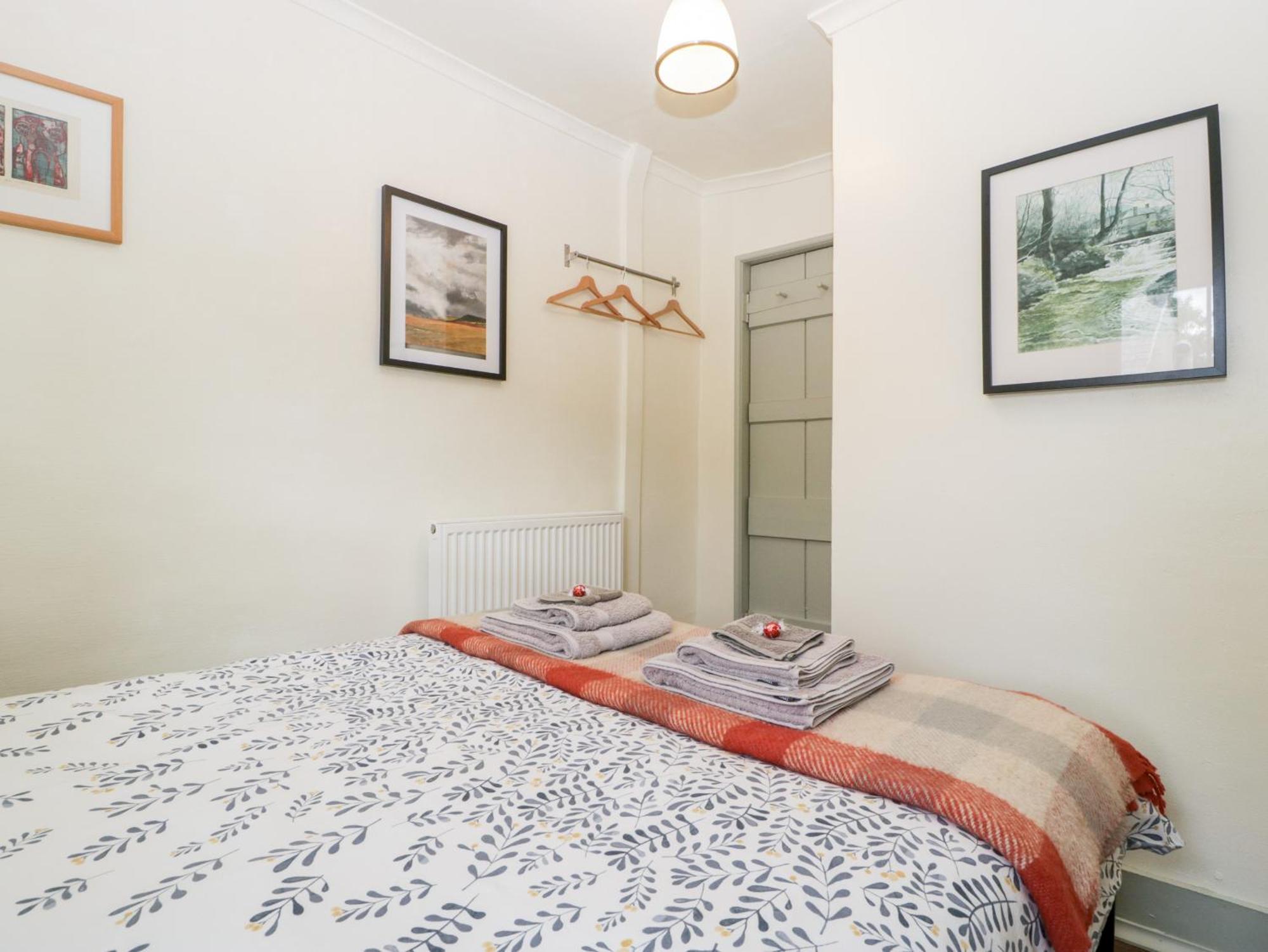 7 Bell Street Villa Талгарт Екстериор снимка