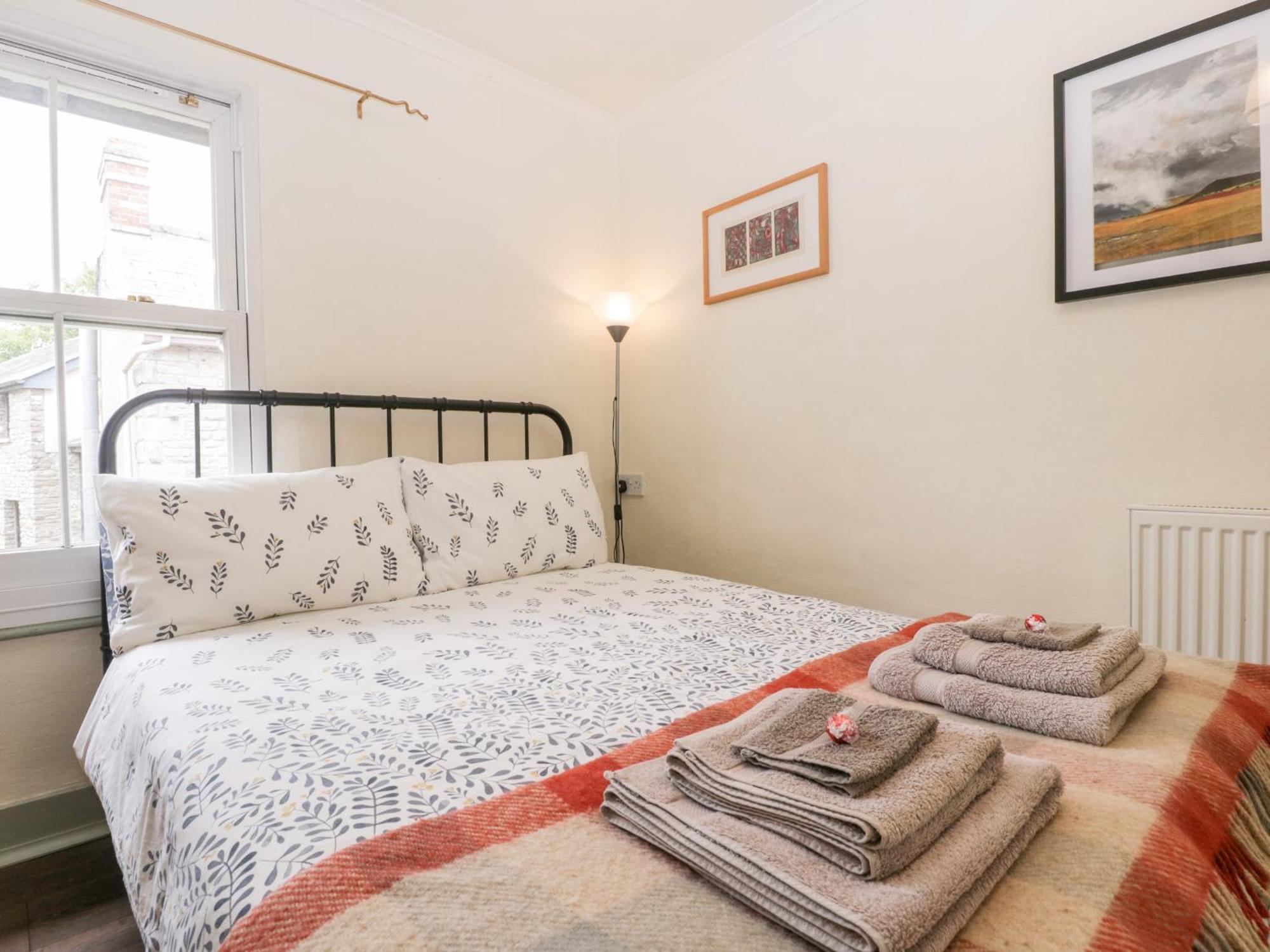 7 Bell Street Villa Талгарт Екстериор снимка